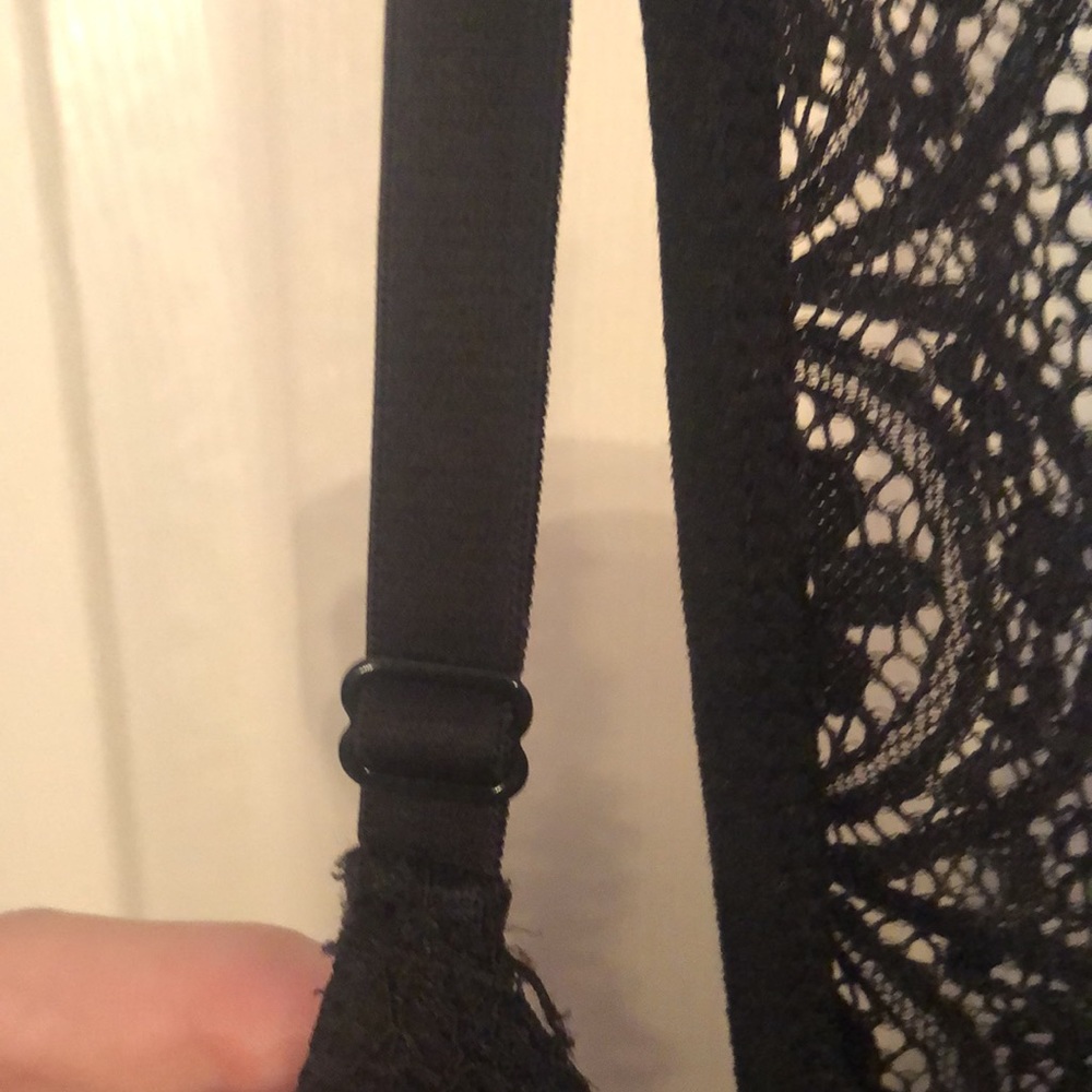 Lacey Padded Black Bralette! - Picture 7 of 7